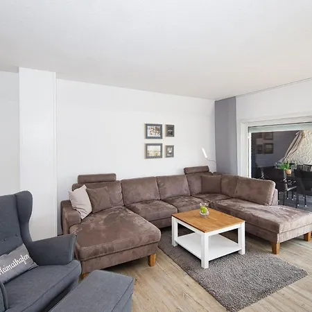 Ferienhaus, Am Ringwall 47 *
