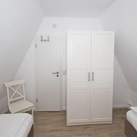Ferienhaus, Am Ringwall 47 * Duhnen